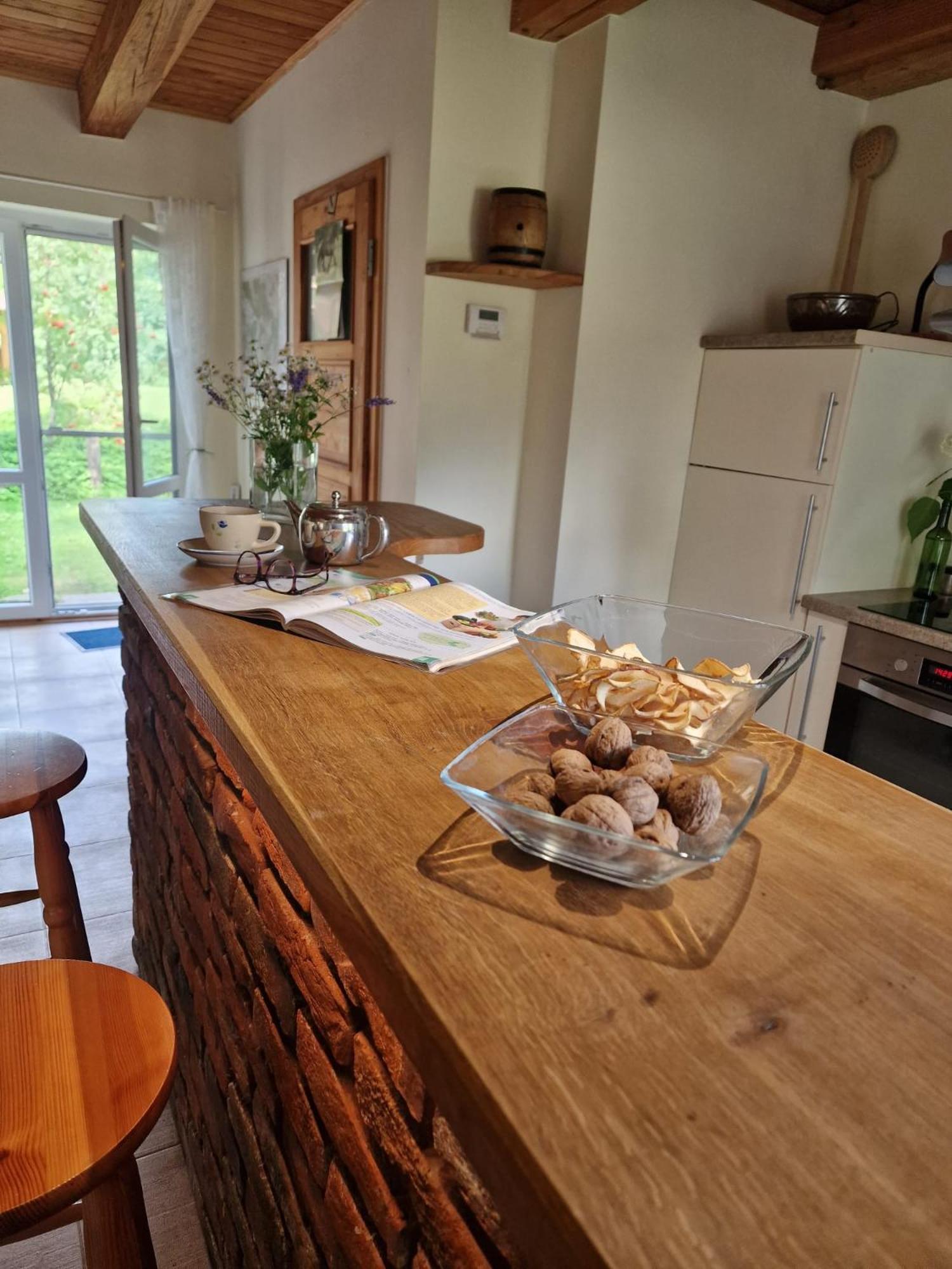 Bieszczadzki Kat Villa Lesko Exterior foto