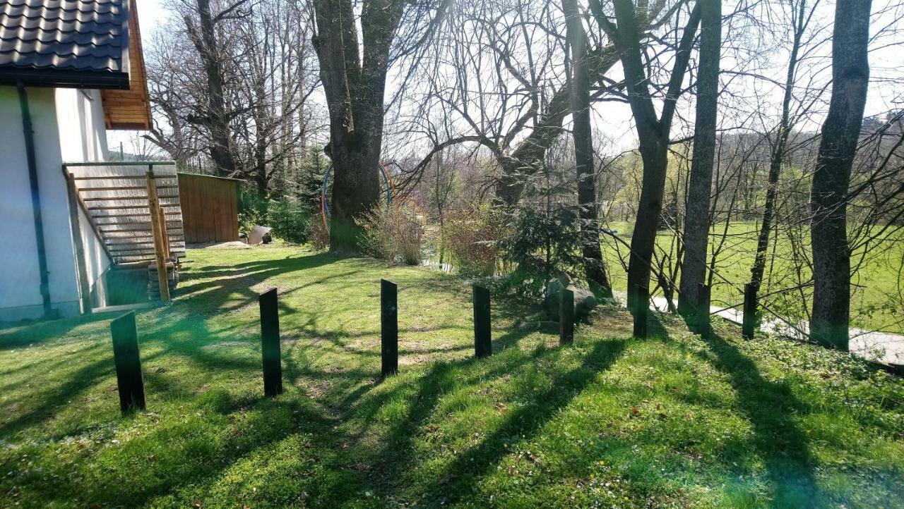 Bieszczadzki Kat Villa Lesko Exterior foto